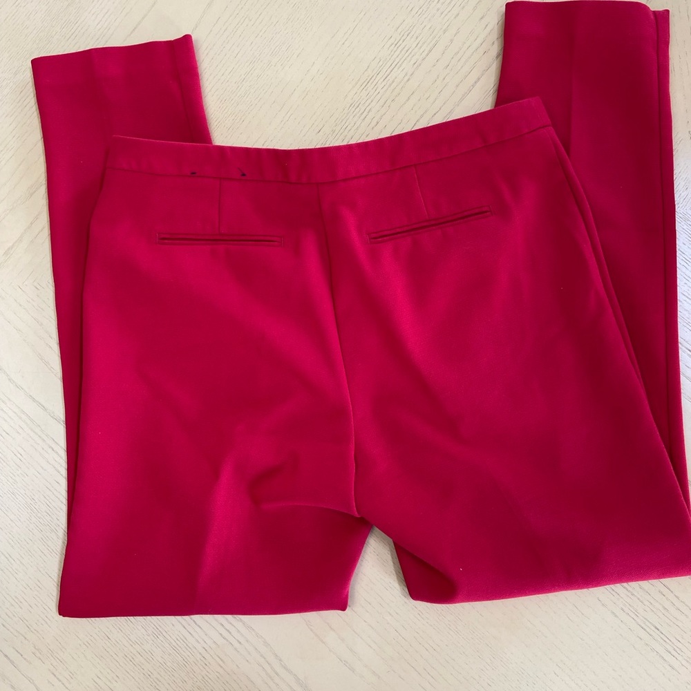 Red ankle pants - Picture 2 of 3